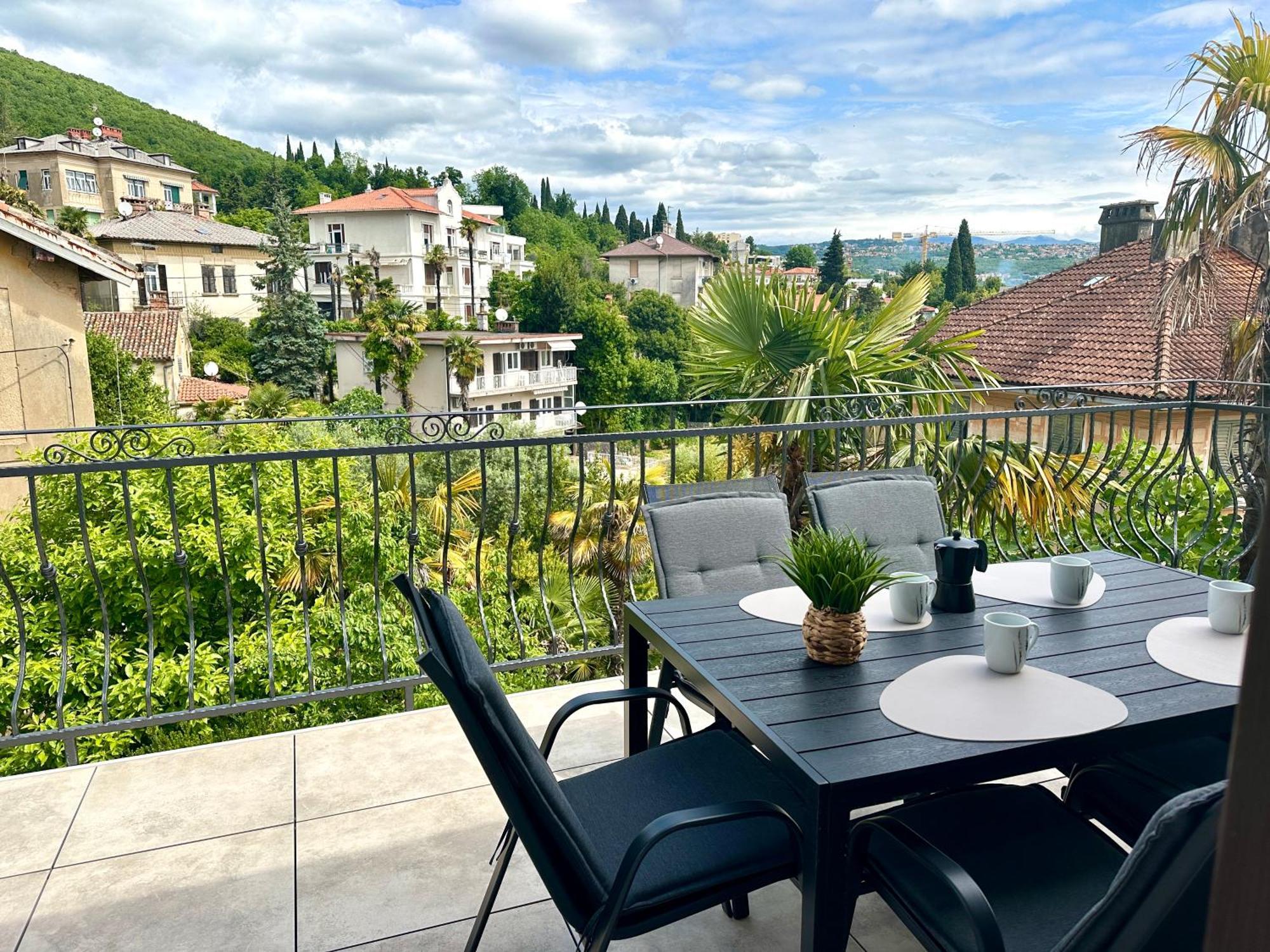 Apartments Villa Ida Opatija Exterior foto